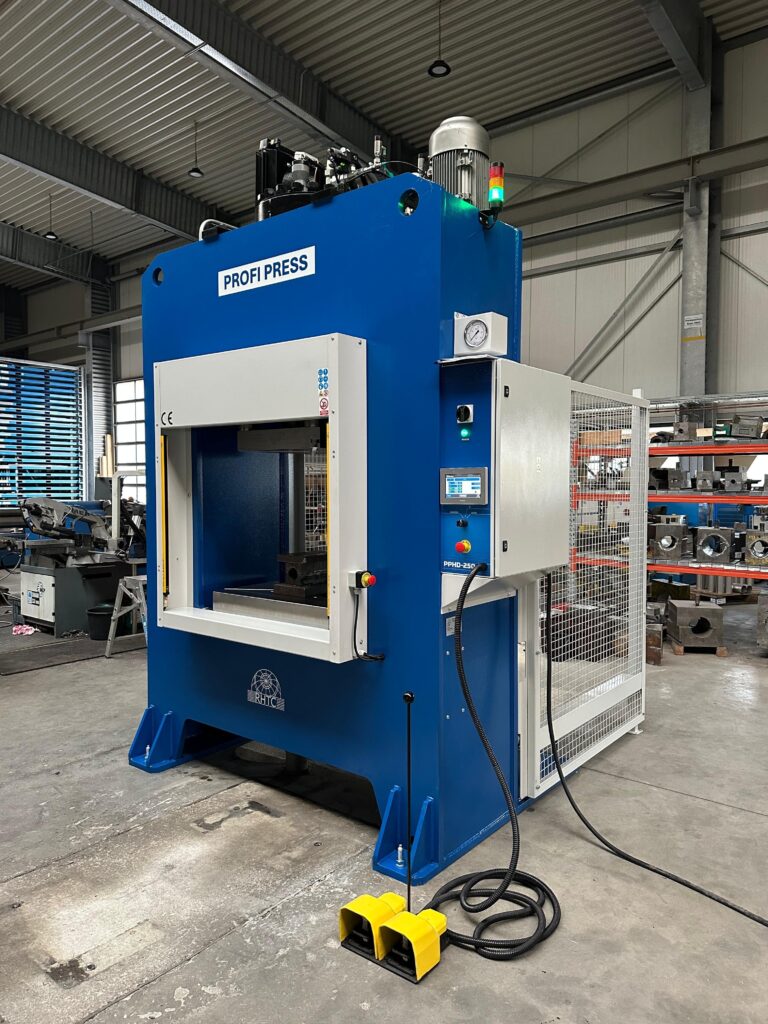 Custom 250 T Production Press